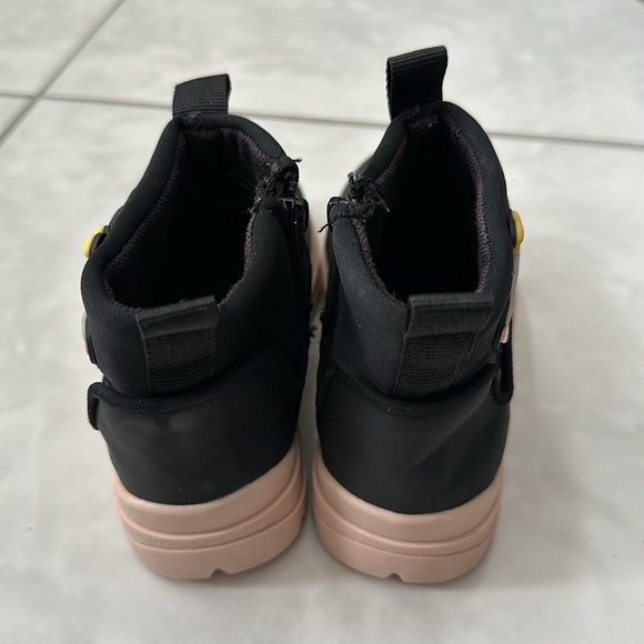 Zara Disney Dumbo Boots - Picture 4 of 7